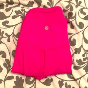 Lululemon tights bright pink